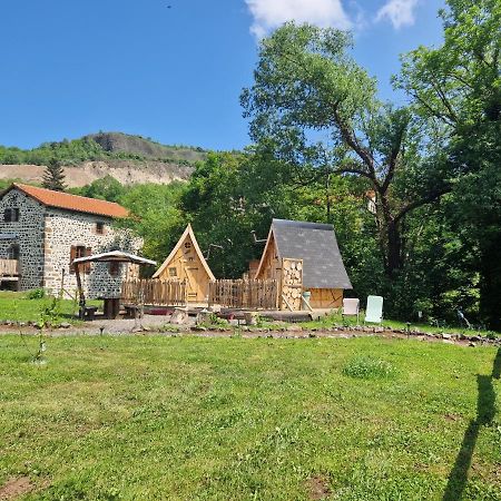 Les Cabanes Feeriques Du Cheix Saint-Diery Bagian luar foto