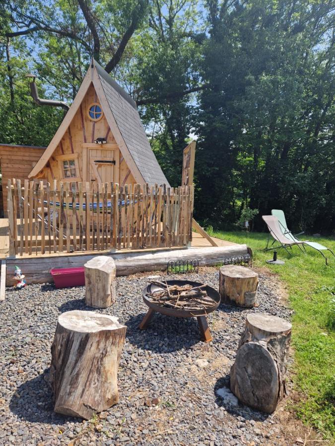 Les Cabanes Feeriques Du Cheix Saint-Diery Bagian luar foto