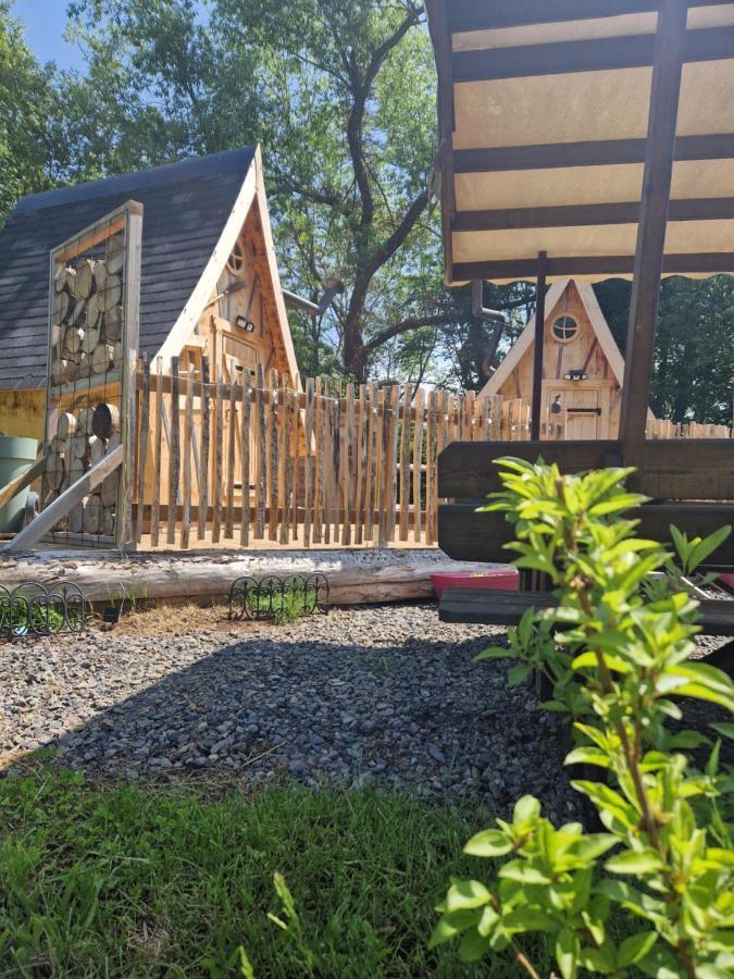 Les Cabanes Feeriques Du Cheix Saint-Diery Bagian luar foto